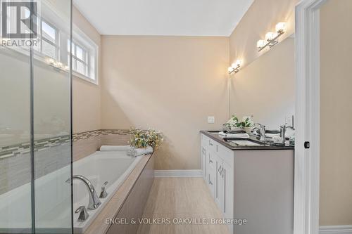 44 Stoneridge Crescent, Niagara-On-The-Lake (St. Davids), ON - Indoor Photo Showing Bathroom