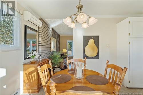 25 Guimond, Dieppe, NB - Indoor Photo Showing Dining Room