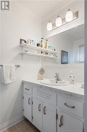 25 Guimond, Dieppe, NB - Indoor Photo Showing Bathroom