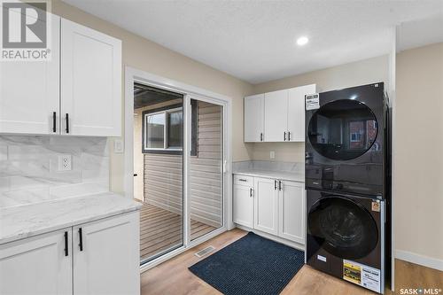 26 Assiniboine Drive, Saskatoon, SK - Indoor Photo Showing Laundry Room