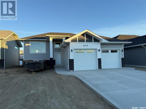 610 Weir Crescent, Warman, SK - Outdoor