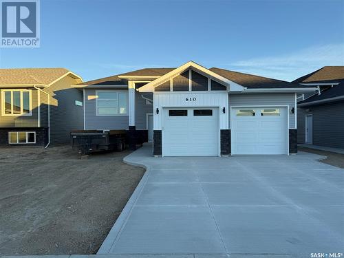 610 Weir Crescent, Warman, SK - Outdoor