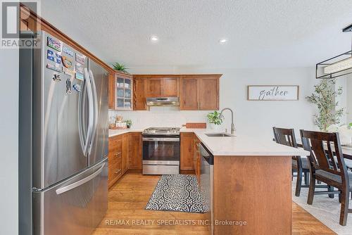 62 Greenway Boulevard, St. Thomas, ON - Indoor Photo Showing Kitchen With Stainless Steel Kitchen