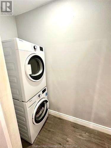 43 Taylor Avenue Unit# 103, Chatham, ON - Indoor Photo Showing Laundry Room