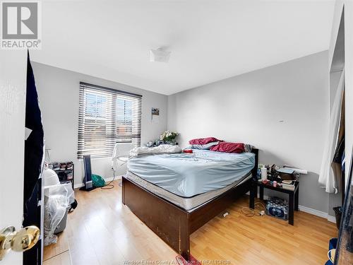 1009 California Avenue, Windsor, ON - Indoor Photo Showing Bedroom