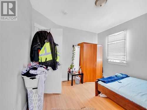 3329 Sandwich Street, Windsor, ON - Indoor Photo Showing Bedroom