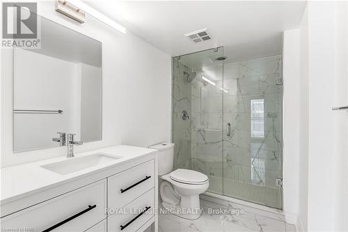 1211 - 2121 Lakeshore Boulevard W, Toronto (Mimico), ON - Indoor Photo Showing Bathroom