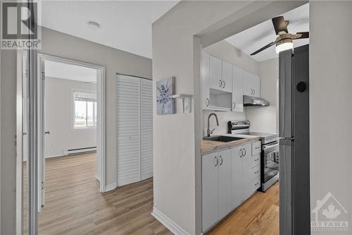 2041 Arrowsmith Drive Unit#402C, Ottawa, ON - Indoor Photo Showing Kitchen