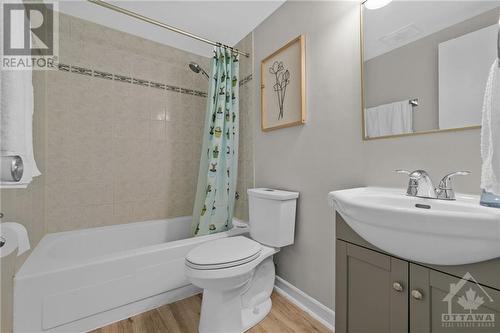 2041 Arrowsmith Drive Unit#402C, Ottawa, ON - Indoor Photo Showing Bathroom