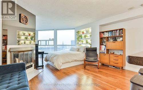 1906 - 705 King Street W, Toronto, ON - Indoor Photo Showing Bedroom