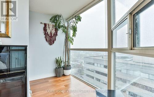 1906 - 705 King Street W, Toronto, ON - Indoor Photo Showing Other Room