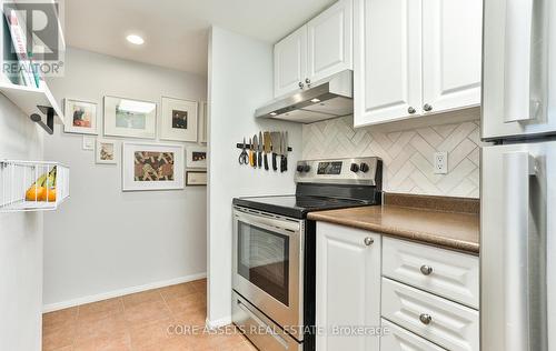 1906 - 705 King Street W, Toronto, ON - Indoor Photo Showing Kitchen