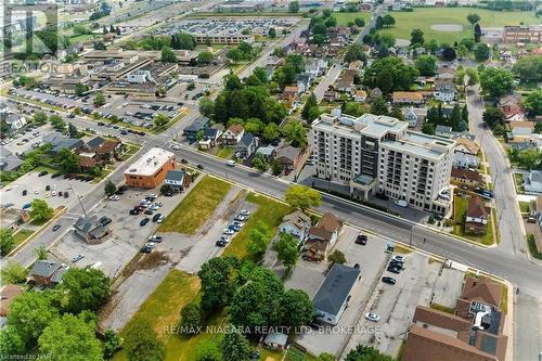 701 - 5698 Main Street, Niagara Falls (215 - Hospital), ON - Outdoor With View