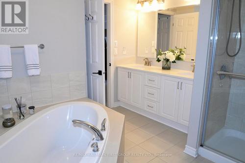 1107 Woodhaven Drive, Kingston, ON - Indoor Photo Showing Bathroom