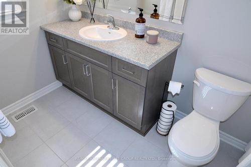 1107 Woodhaven Drive, Kingston, ON - Indoor Photo Showing Bathroom