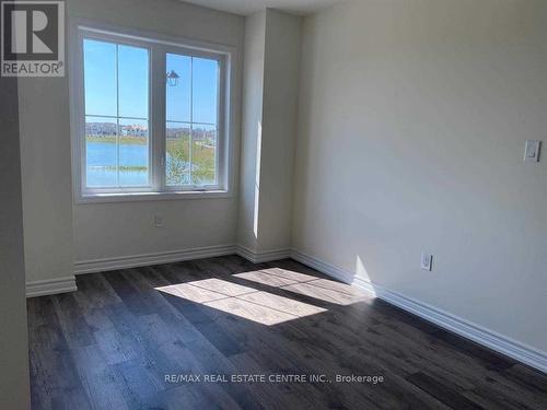 984 Balsam Court, Milton, ON - Indoor Photo Showing Other Room