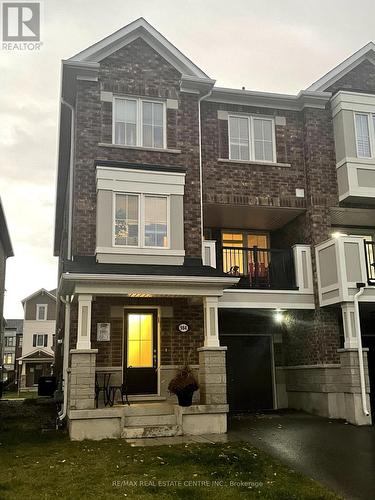 984 Balsam Court, Milton, ON - Outdoor With Balcony With Facade