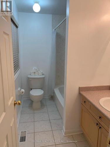 6 Bales Drive, Brampton, ON - Indoor Photo Showing Bathroom