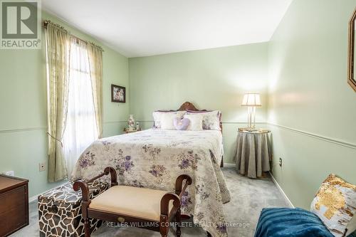 64 - 5475 Lakeshore Road, Burlington, ON - Indoor Photo Showing Bedroom