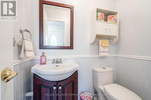 64 - 5475 Lakeshore Road, Burlington, ON - Indoor Photo Showing Bathroom