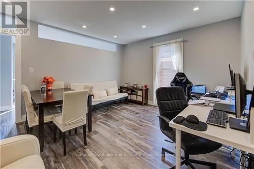 79 Lowell Avenue, St. Catharines, ON - Indoor Photo Showing Office