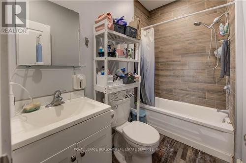 79 Lowell Avenue, St. Catharines, ON - Indoor Photo Showing Bathroom