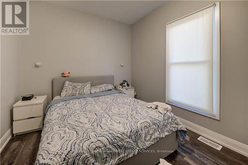 79 Lowell Avenue, St. Catharines, ON - Indoor Photo Showing Bedroom