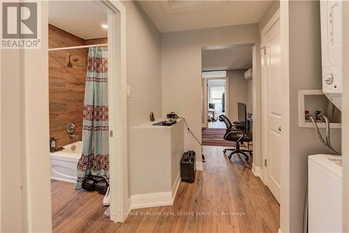 79 Lowell Avenue, St. Catharines, ON - Indoor Photo Showing Laundry Room