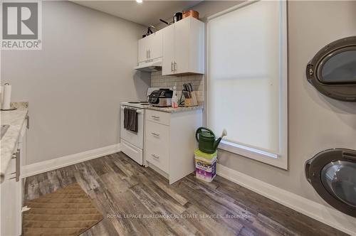 79 Lowell Avenue, St. Catharines, ON - Indoor Photo Showing Other Room