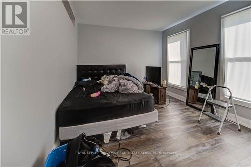 79 Lowell Avenue, St. Catharines, ON - Indoor Photo Showing Bedroom