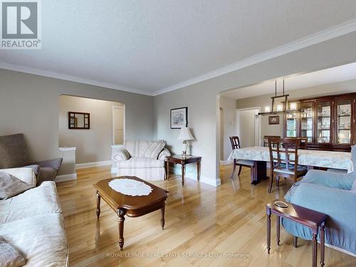 20 Braecrest Avenue, Toronto, ON - Indoor Photo Showing Living Room