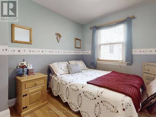 20 Braecrest Avenue, Toronto, ON - Indoor Photo Showing Bedroom