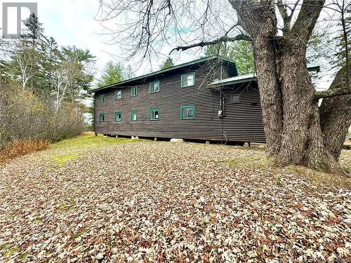 - Maple Leaf Lodge, Blackville, NB 