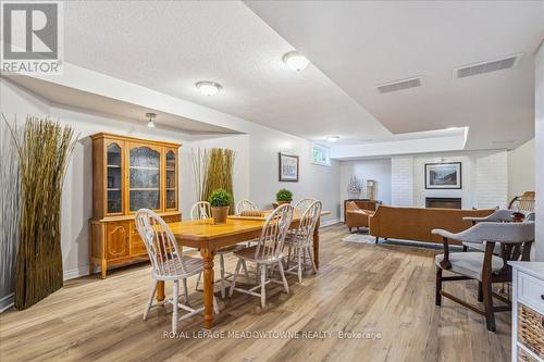 10011 Hume Court, Halton Hills, ON - Indoor Photo Showing Dining Room