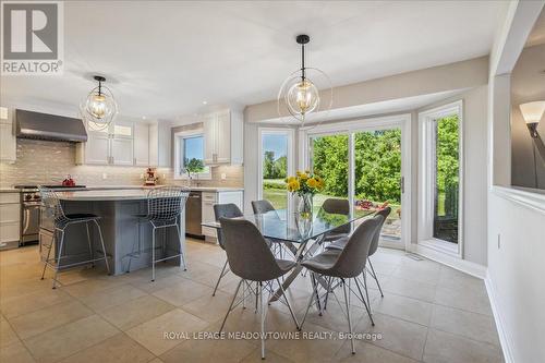 10011 Hume Court, Halton Hills, ON - Indoor Photo Showing Dining Room