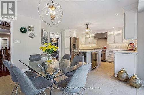 10011 Hume Court, Halton Hills, ON - Indoor Photo Showing Dining Room