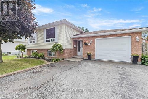 98 Ost Avenue, Port Colborne (877 - Main Street), ON - Indoor Photo Showing Other Room