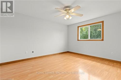 98 Ost Avenue, Port Colborne (877 - Main Street), ON - Indoor Photo Showing Other Room