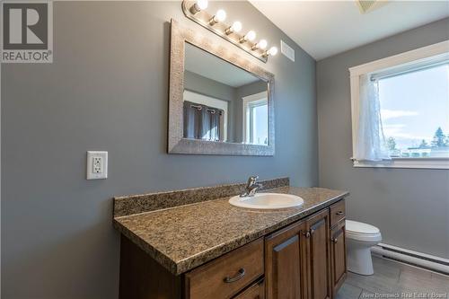 22 Samantha, Sackville, NB - Indoor Photo Showing Bathroom