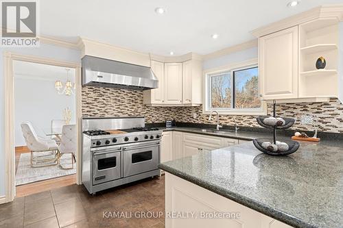 1182 Kingdale Road, Newmarket, ON - Indoor Photo Showing Kitchen