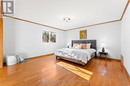 1182 Kingdale Road, Newmarket, ON - Indoor Photo Showing Bedroom