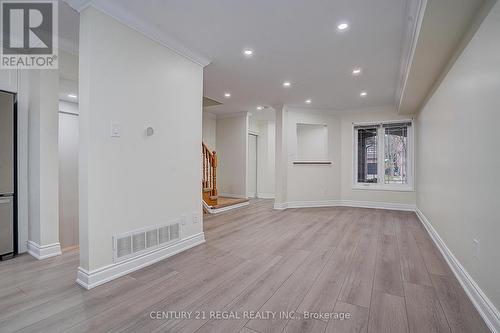 6922 Yarrow Avenue, Mississauga, ON - Indoor Photo Showing Other Room