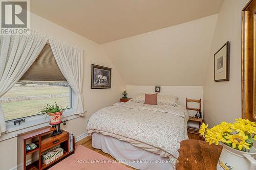 4854 Colebrook Road, South Frontenac (Frontenac South), ON - Indoor Photo Showing Bedroom