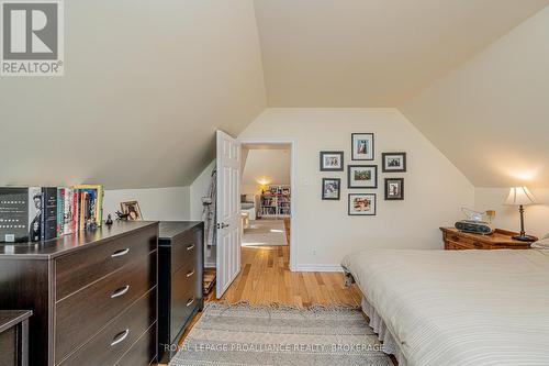 4854 Colebrook Road, South Frontenac (Frontenac South), ON - Indoor Photo Showing Bedroom