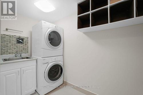 309 - 20 Baif Boulevard, Richmond Hill, ON - Indoor Photo Showing Laundry Room