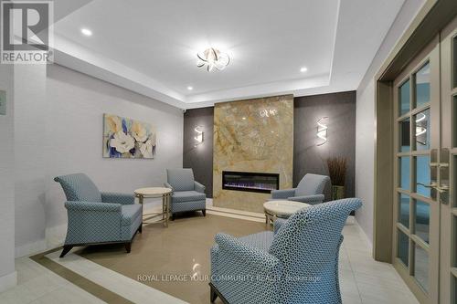 309 - 20 Baif Boulevard, Richmond Hill, ON - Indoor With Fireplace