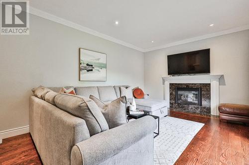 444 Lincoln Gate, Oakville, ON - Indoor Photo Showing Living Room With Fireplace