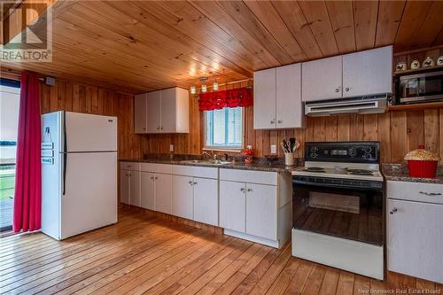 416 Bas-De-L'Allee Road, Richibouctou-Village, NB - Indoor Photo Showing Kitchen