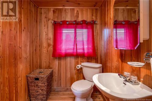 416 Bas-De-L'Allee Road, Richibouctou-Village, NB - Indoor Photo Showing Bathroom