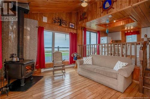 416 Bas-De-L'Allee Road, Richibouctou-Village, NB - Indoor Photo Showing Living Room